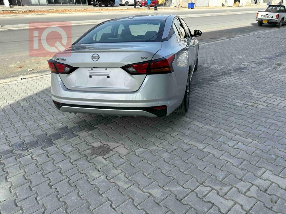 نیسان ئەلتیما